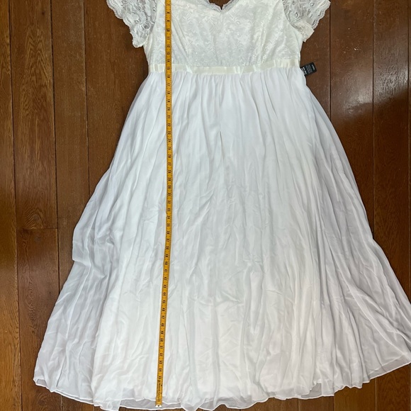 Torrid wedding dress/special occasion dress - Picture 9 of 10